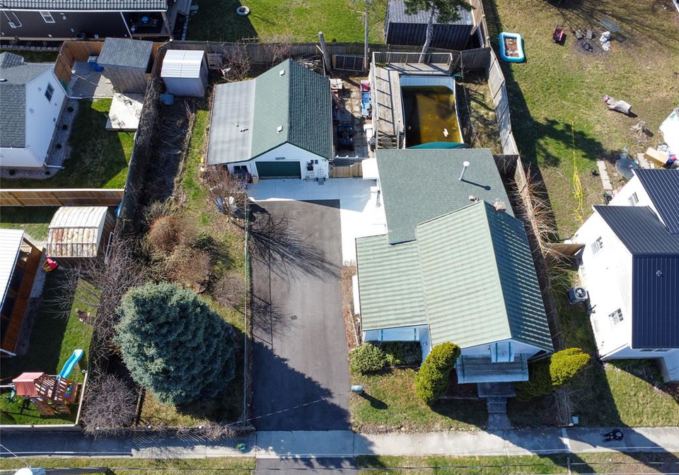 145-jeanne-street-wallaceburg-ontario-26015771