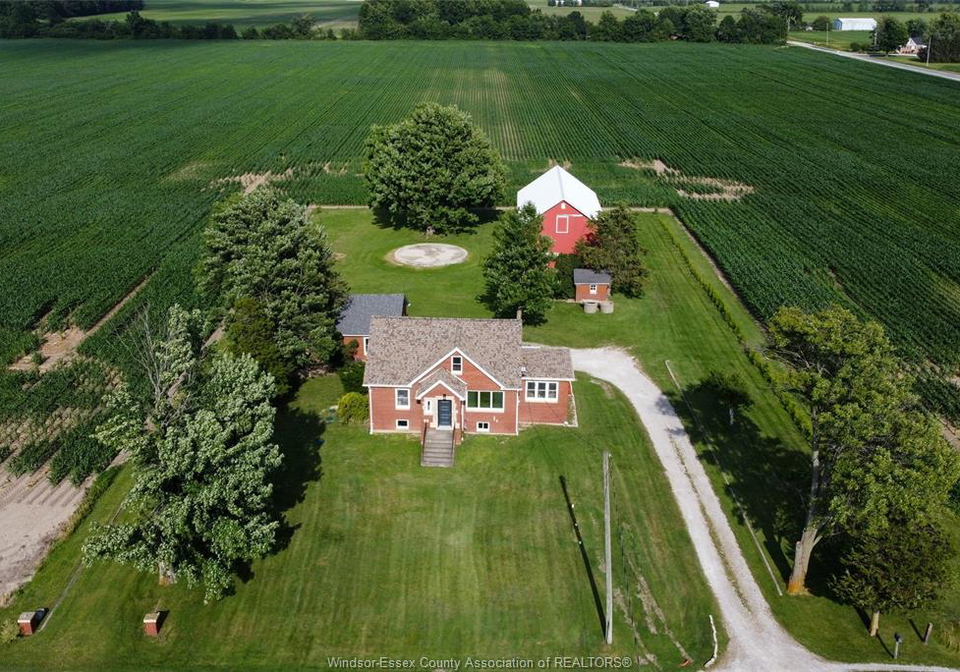 1270-lakeshore-road-101-maidstone-ontario-26015775