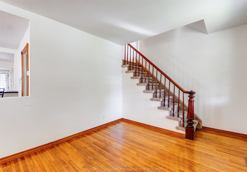 679-stanley-street-windsor-ontario-26015778
