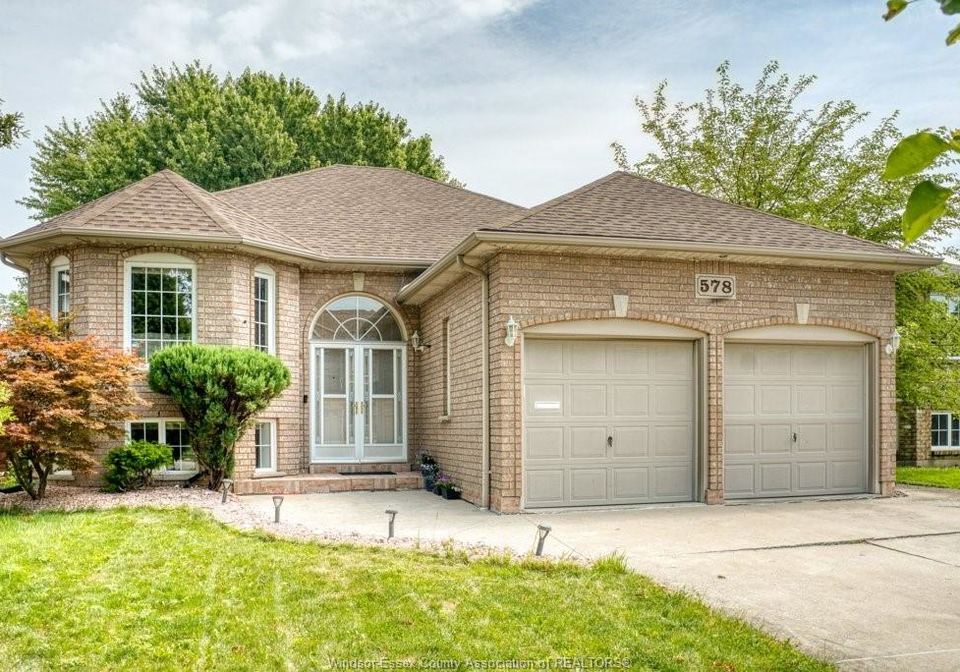 578-lakeview-avenue-windsor-ontario-26015782