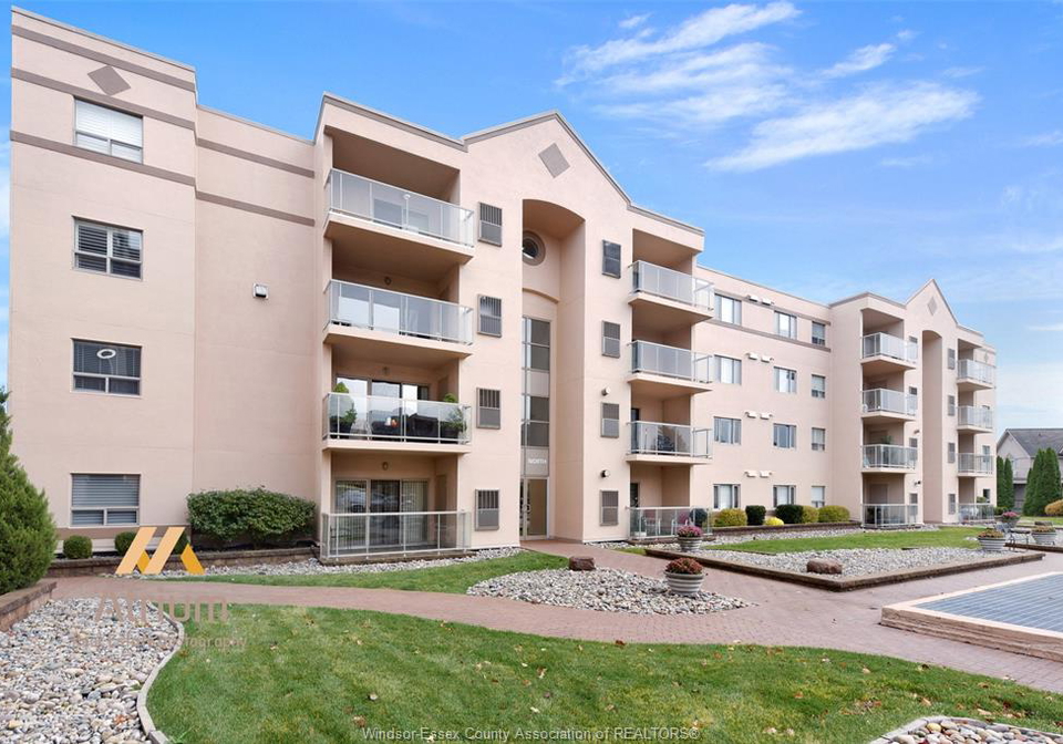 310-village-grove-drive-tecumseh-ontario-26015796