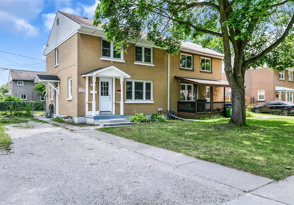 2123-secord-windsor-ontario-26015801