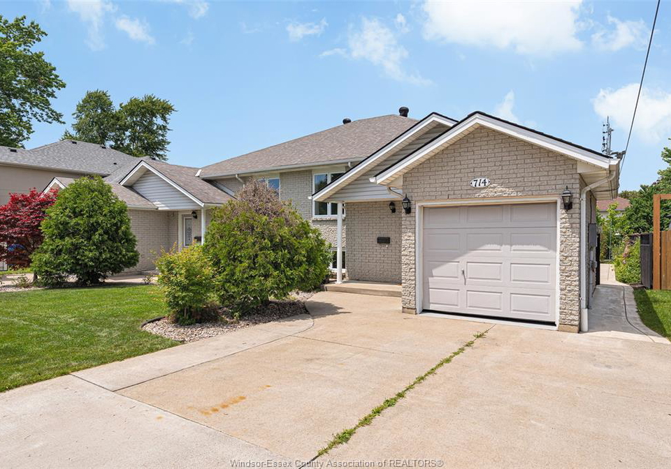 714-cabana-road-east-windsor-ontario-26015809