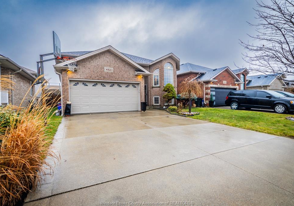 4821-juliet-crescent-windsor-ontario-26015821