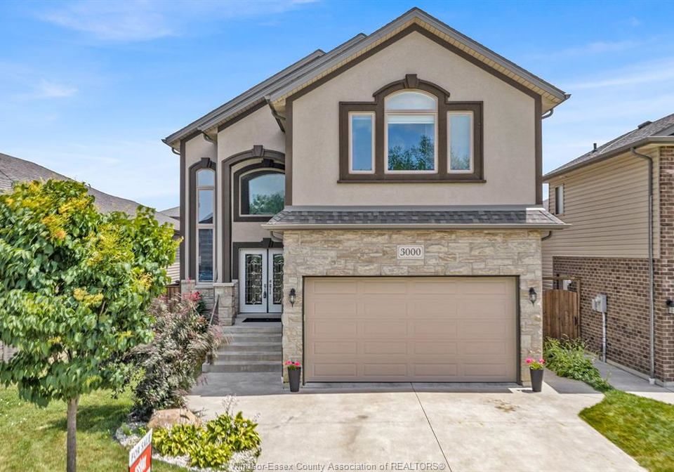 3000-mcrobbie-crescent-windsor-ontario-26015823