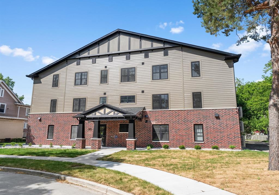 185-randolph-place-windsor-ontario-26015835