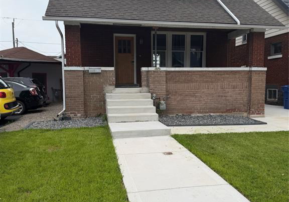 1504-elsmere-windsor-ontario-26015837