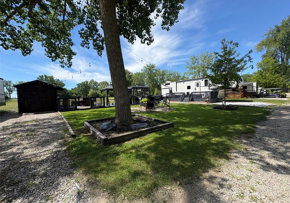 29-apple-lane-leamington-ontario-26015839