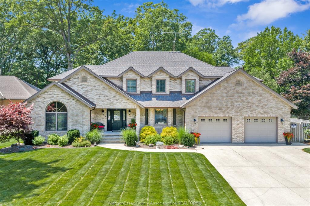 205-woodland-drive-harrow-ontario-26015841