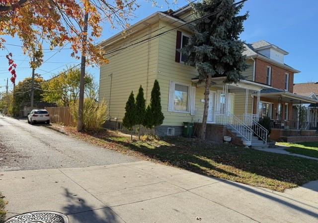 941-cataraqui-windsor-ontario-26015843