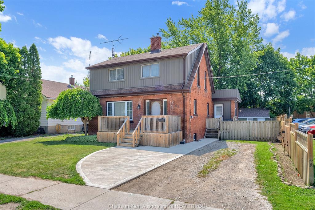 44-alexandra-avenue-chatham-ontario-26015844