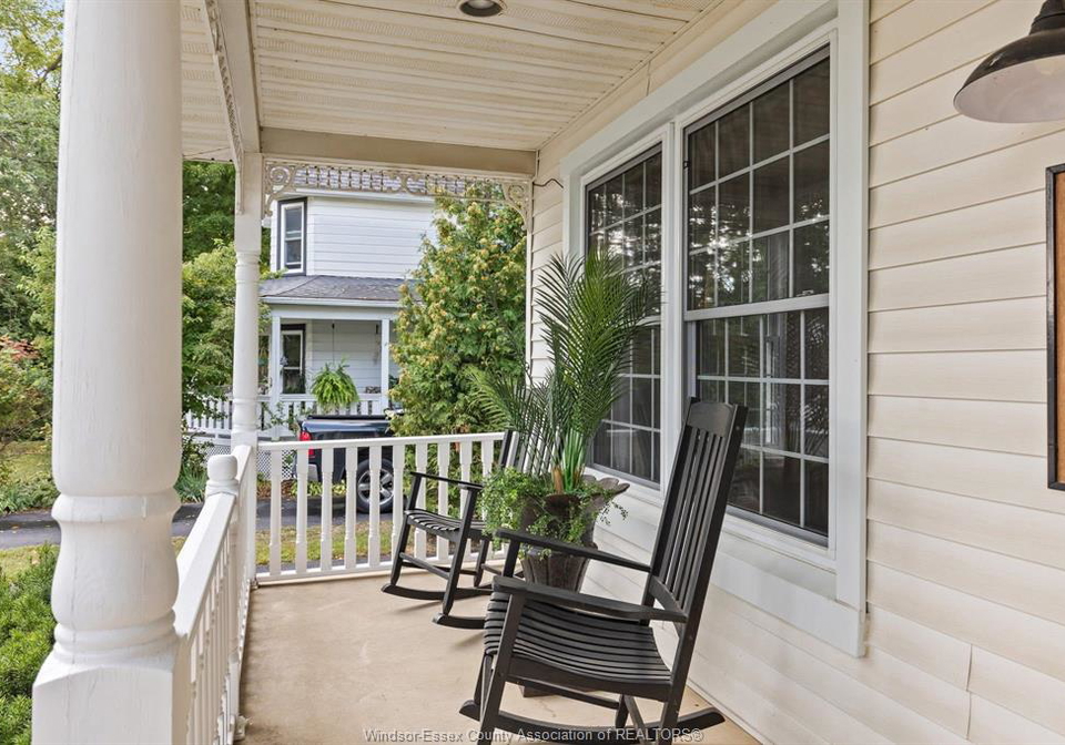 426-king-street-east-harrow-ontario-26015850