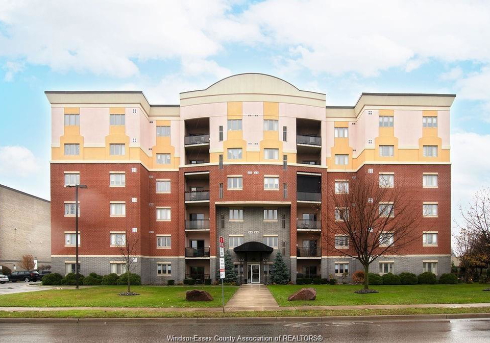 1855-normandy-lasalle-ontario-26015853