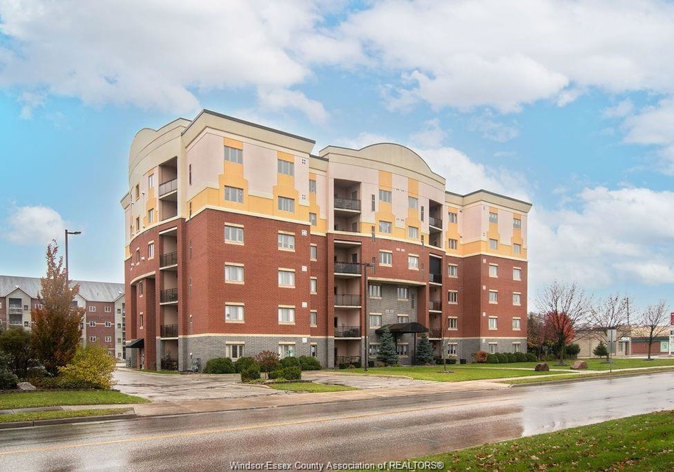 1855-normandy-lasalle-ontario-26015853