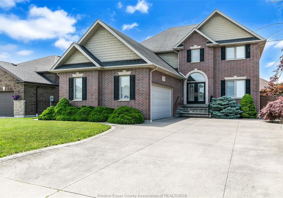 2259-st-patricks-windsor-ontario-26015860