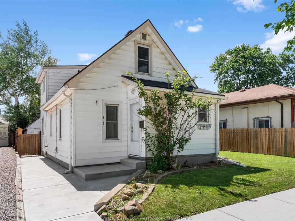 2509-alexis-road-windsor-ontario-26015869