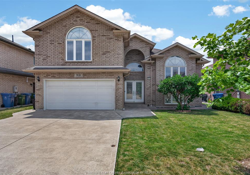 3121-troup-crescent-windsor-ontario-26015879