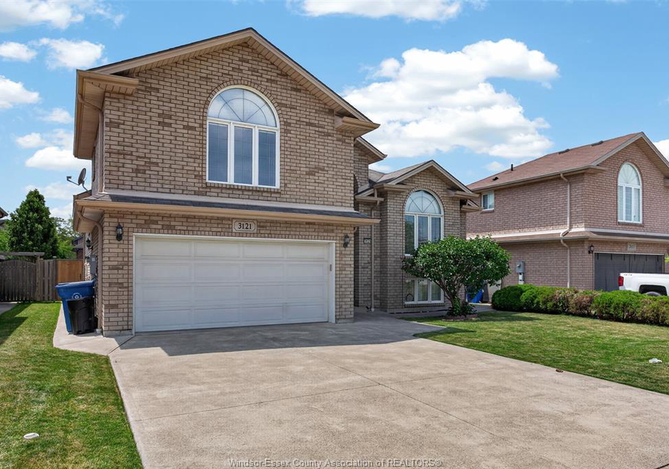 3121-troup-crescent-windsor-ontario-26015879