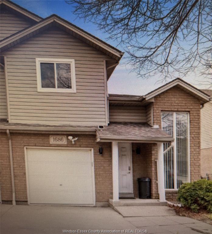 1686-fieldcrest-tecumseh-ontario-26015882