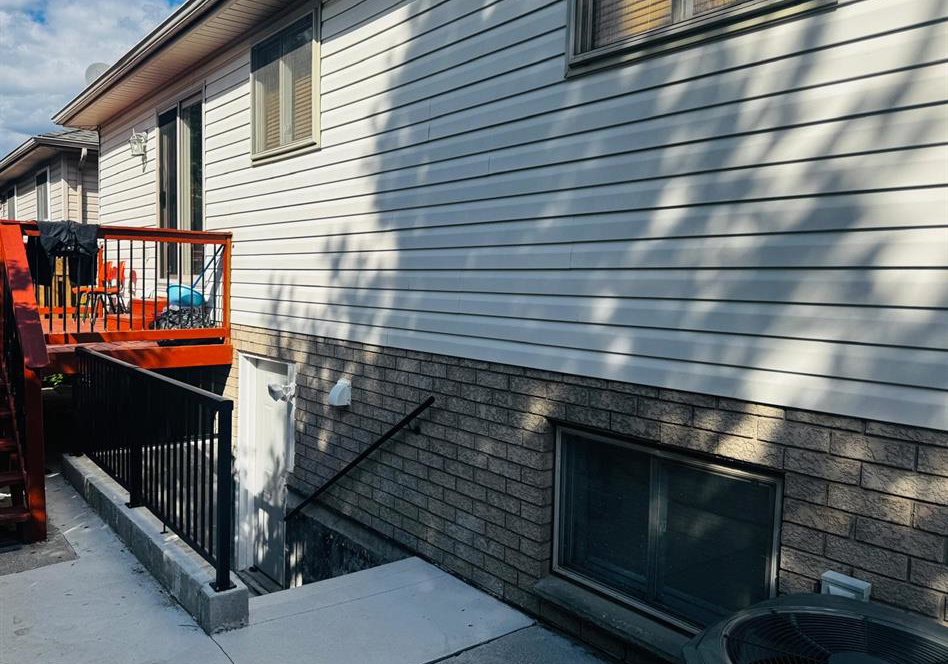 4625-bunker-avenue-windsor-ontario-26015886