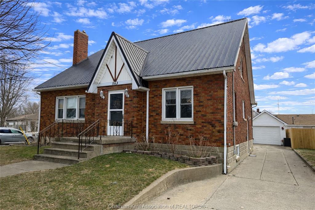 563-murray-street-wallaceburg-ontario-26015910