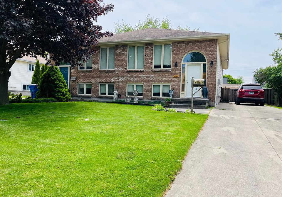 89-bruinsma-avenue-wallaceburg-ontario-26015911