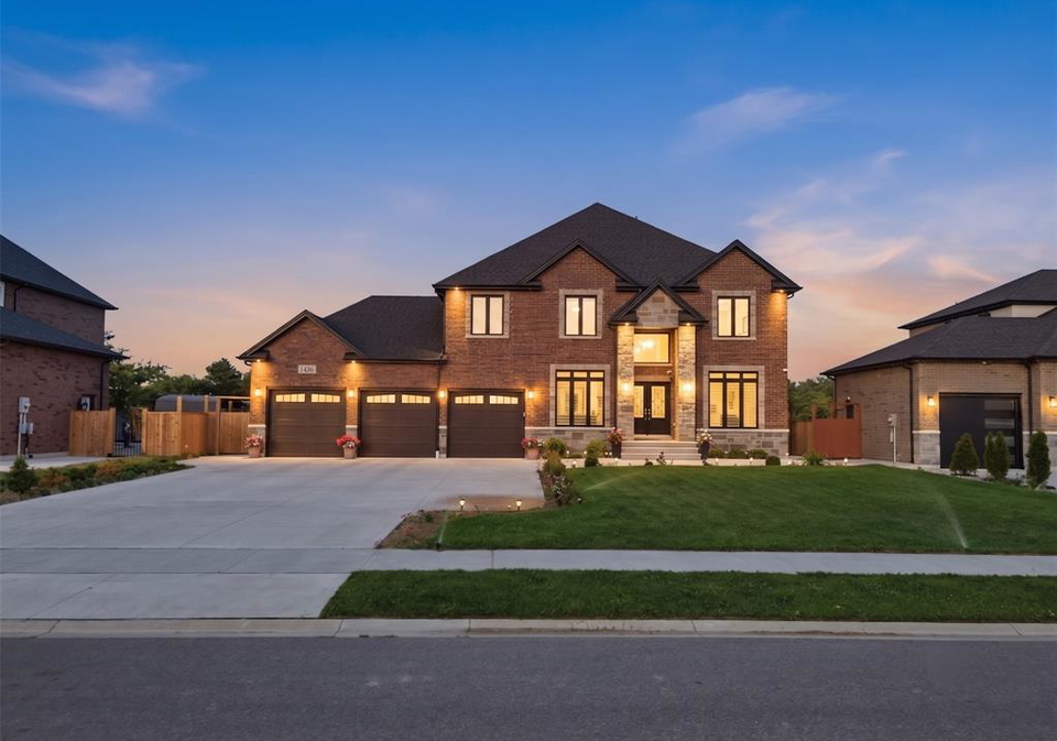 1436-mullins-drive-lakeshore-ontario-26015920