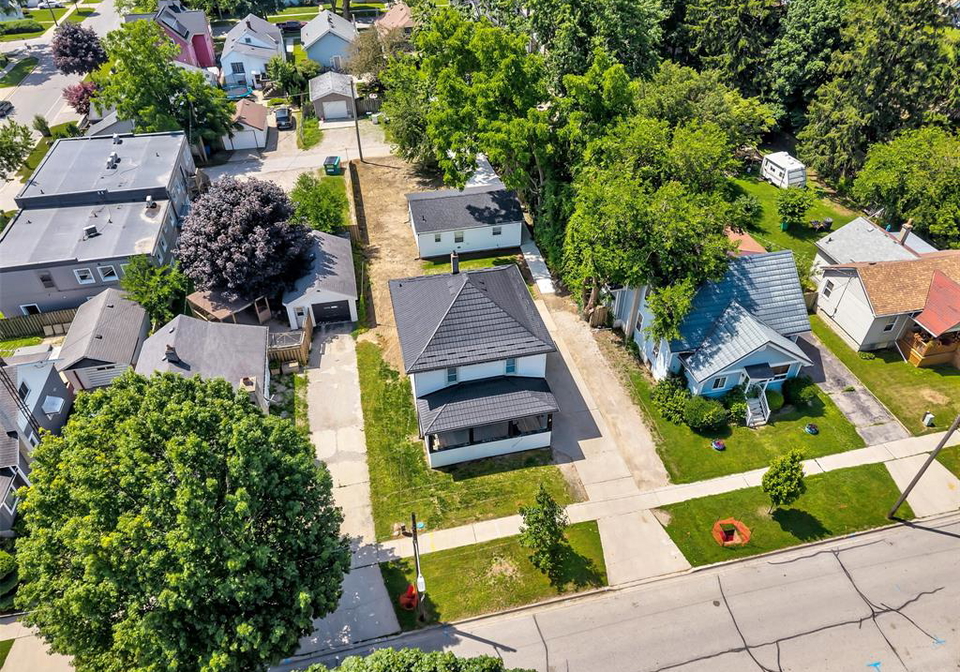 58-marlborough-street-east-leamington-ontario-26015930