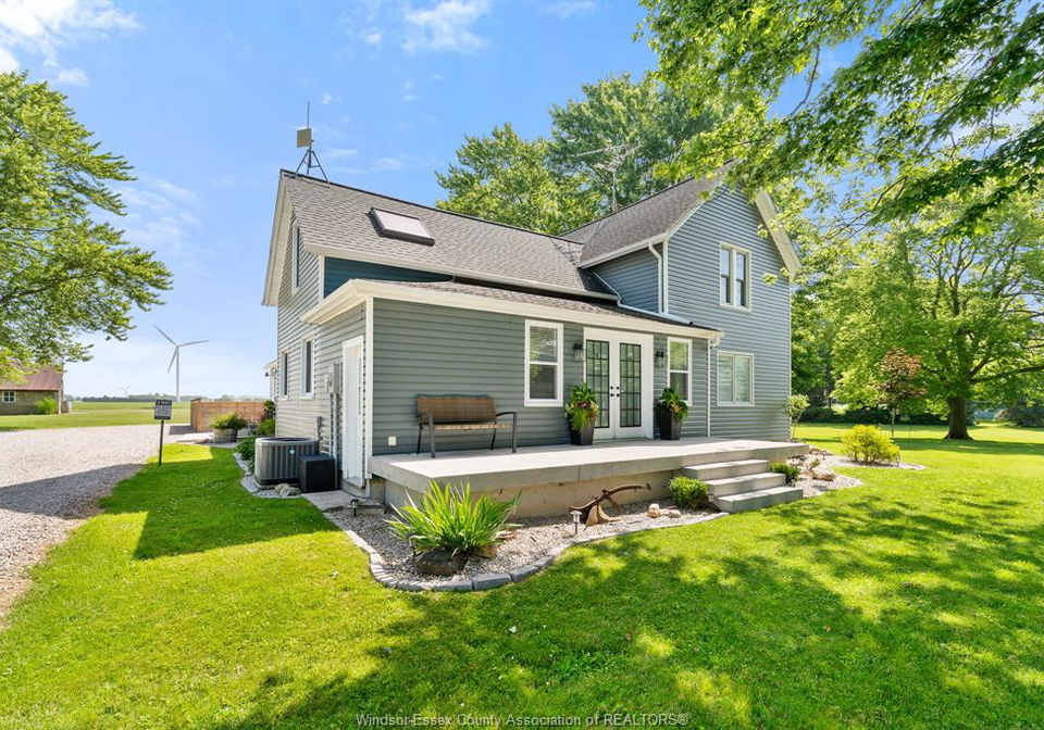668-county-road-50-west-harrow-ontario-26015948