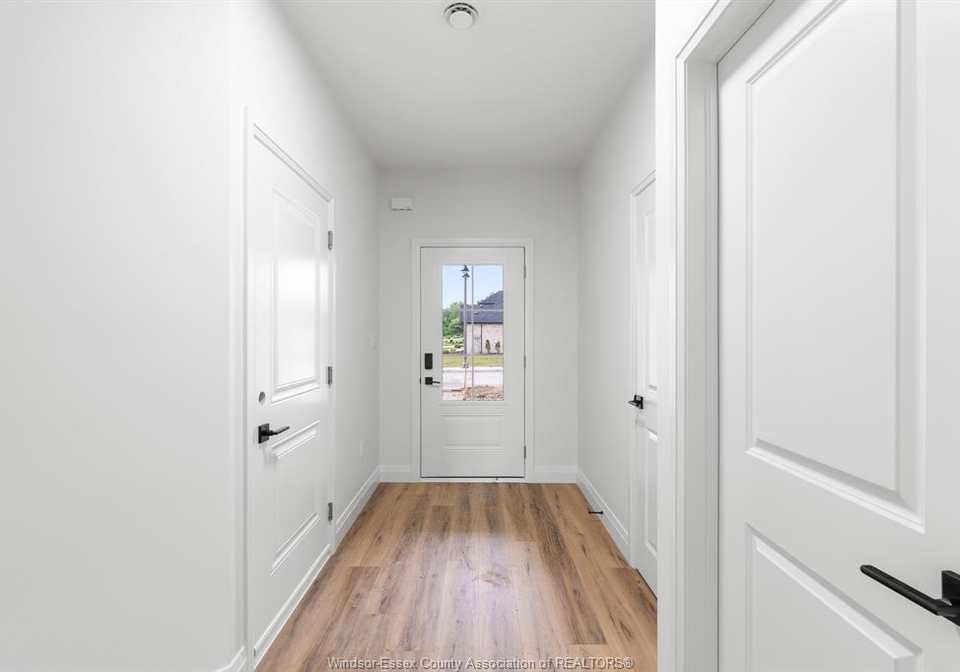 154-mclellan-avenue-amherstburg-ontario-26015971