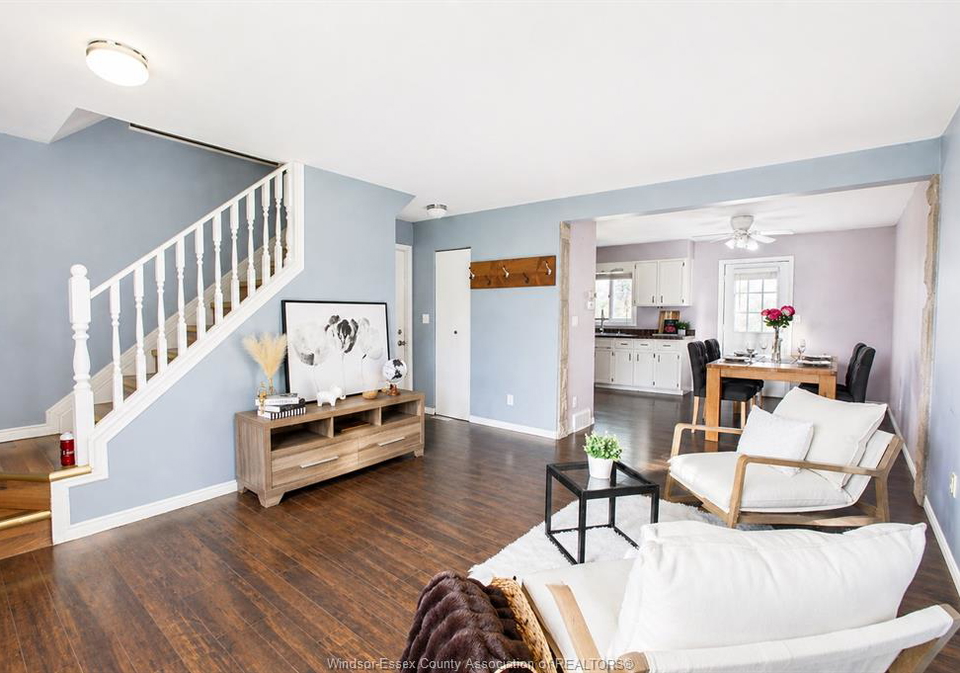 206-208-arthur-street-north-harrow-ontario-26015978