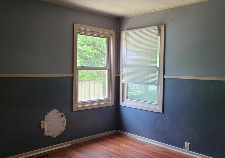 1674-parent-avenue-windsor-ontario-26016026