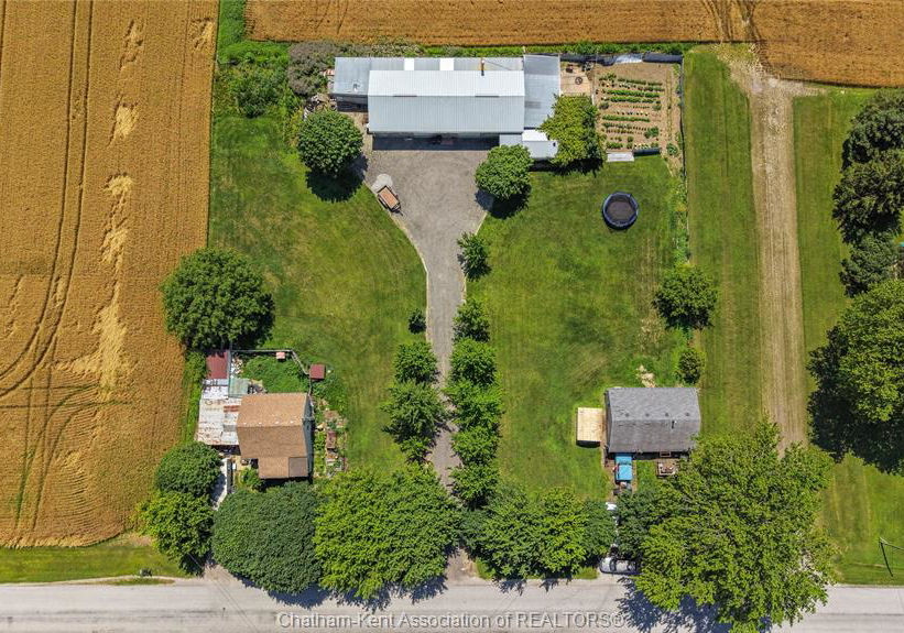 83108320-seventh-line-chatham-ontario-26016035