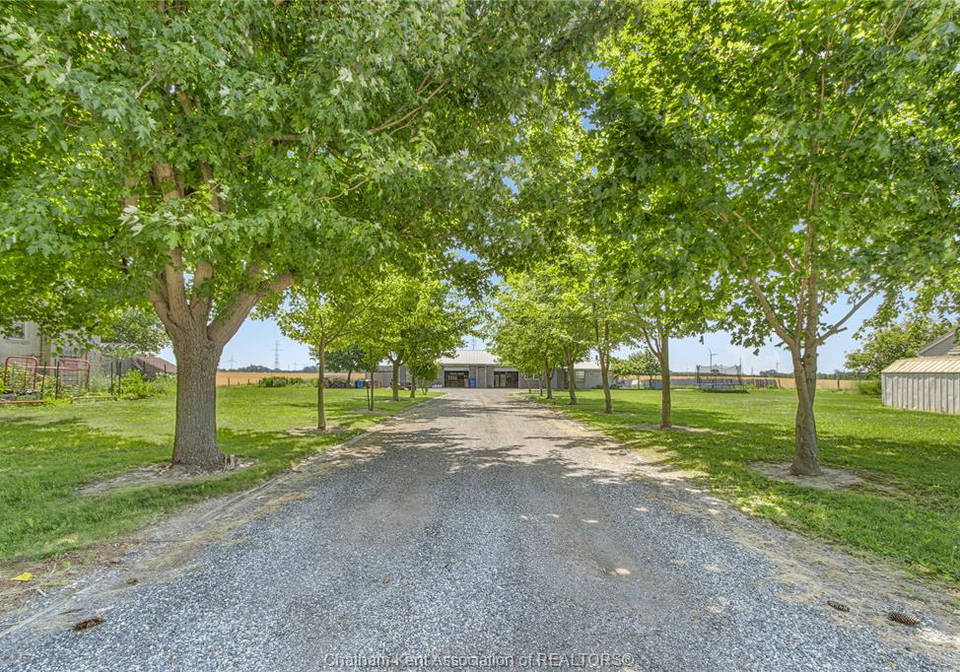 83108320-seventh-line-chatham-ontario-26016035