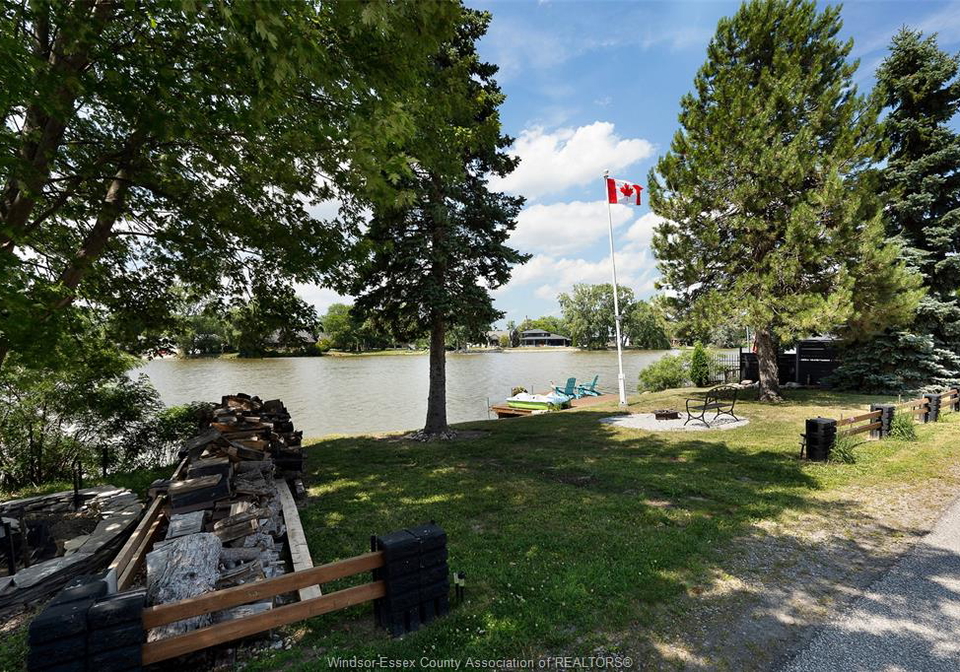 165-south-riverview-street-amherstburg-ontario-26016062