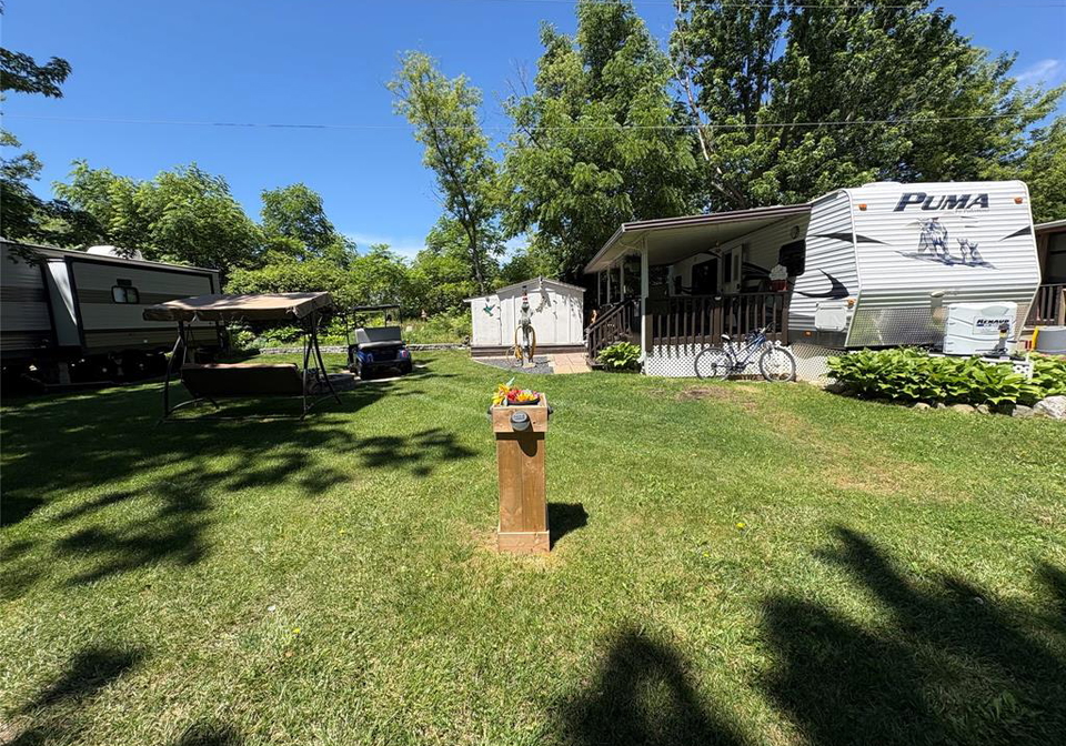 55-willow-leamington-ontario-26016070