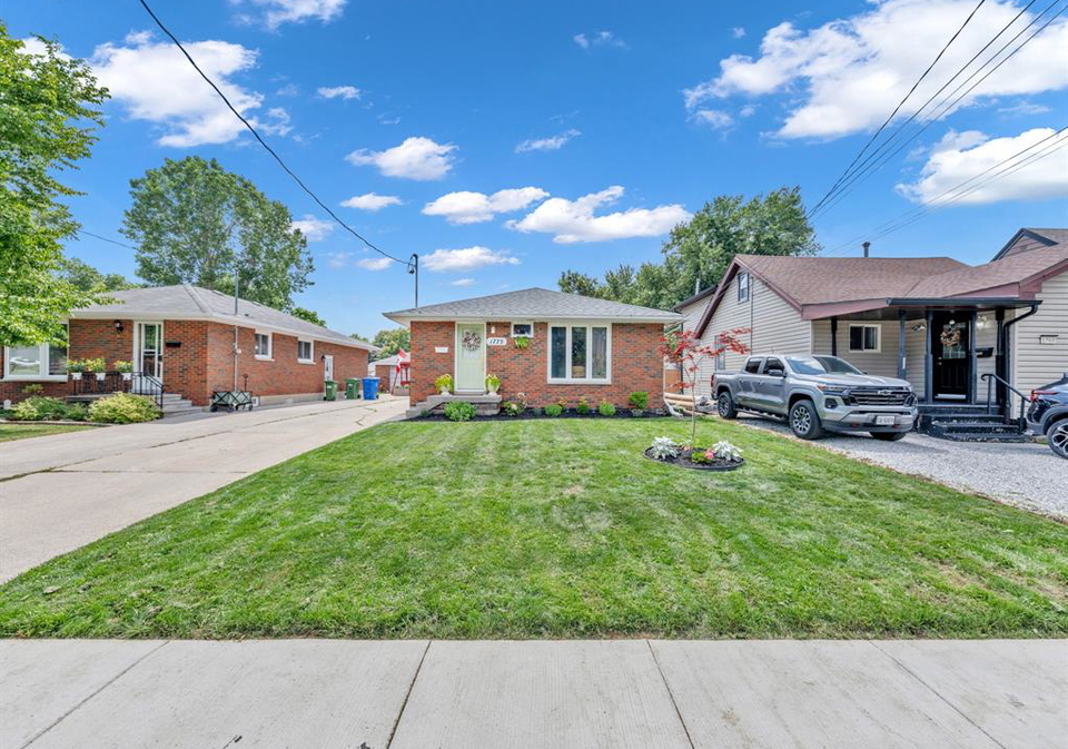 1775-balfour-windsor-ontario-26016079