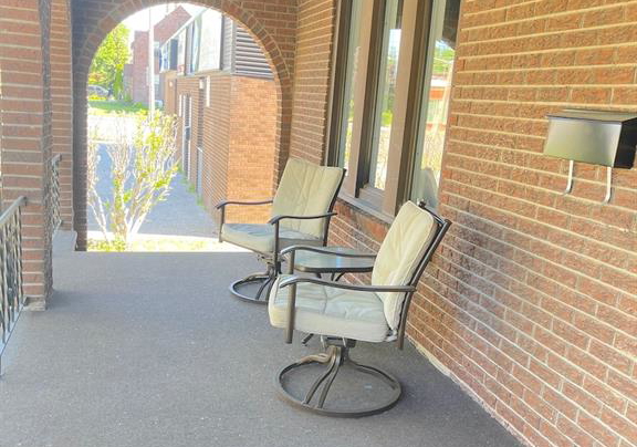 1677-victoria-avenue-windsor-ontario-26016080