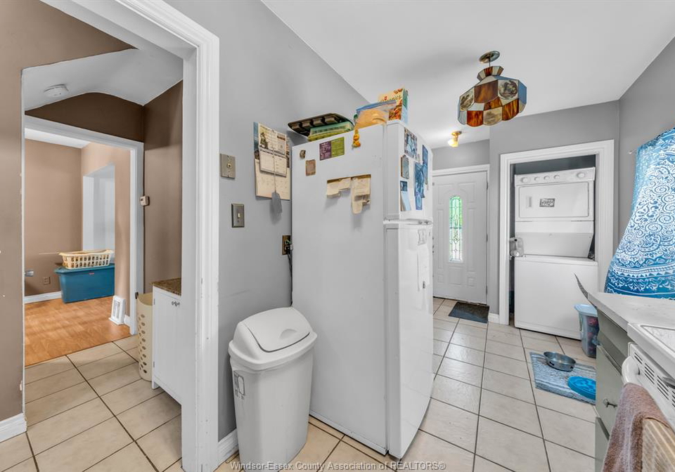1854-byng-road-windsor-ontario-26016085