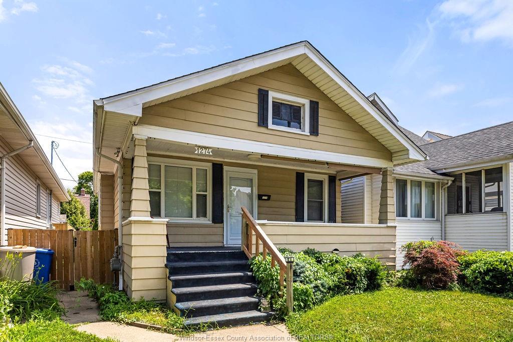 1274-windermere-windsor-ontario-26016086