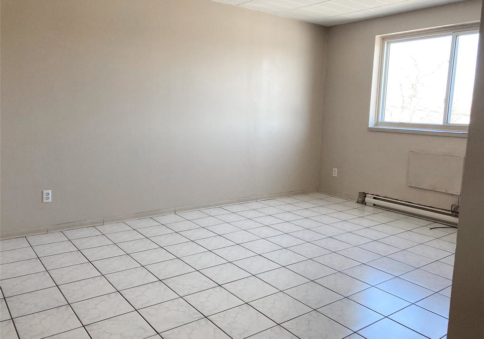 892-campbell-avenue-windsor-ontario-26016089