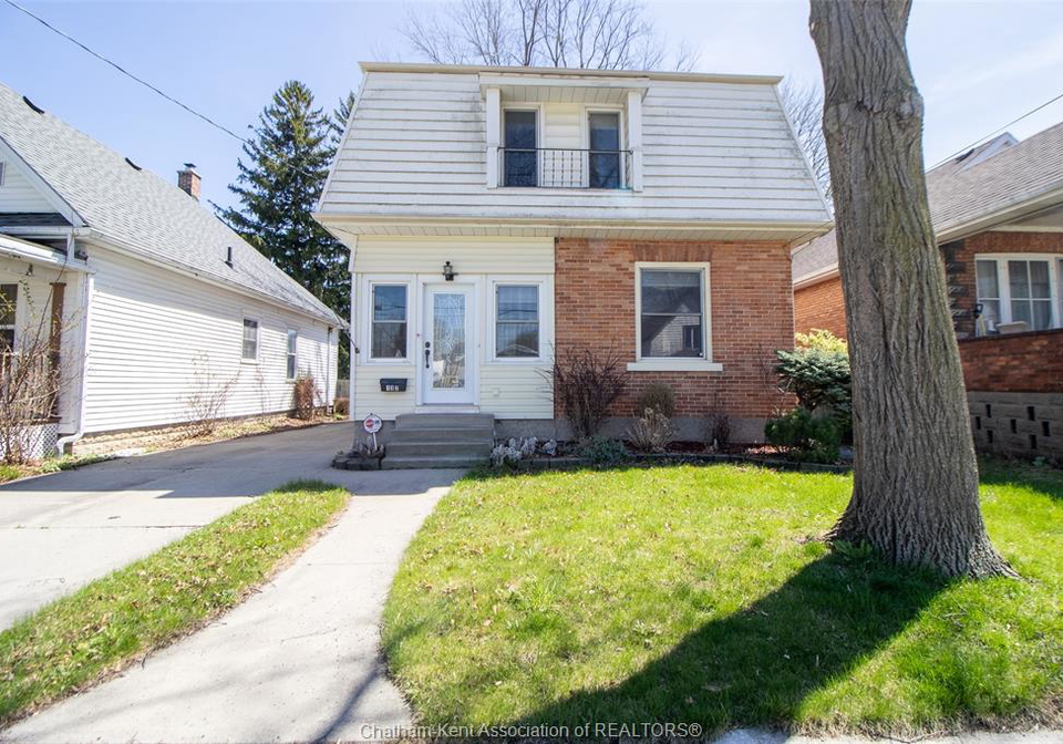 132-patteson-avenue-chatham-ontario-26016103