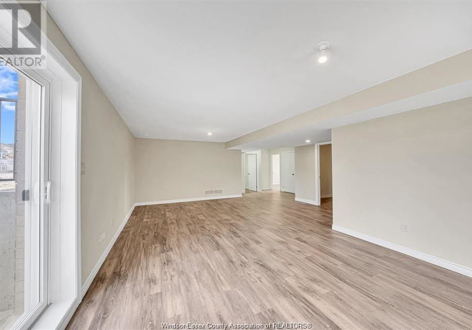 397-hemlock-lane-lakeshore-ontario-26016121