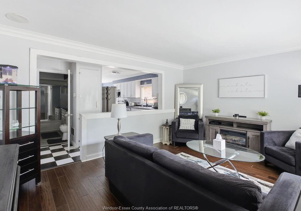 1569-central-avenue-windsor-ontario-26016132