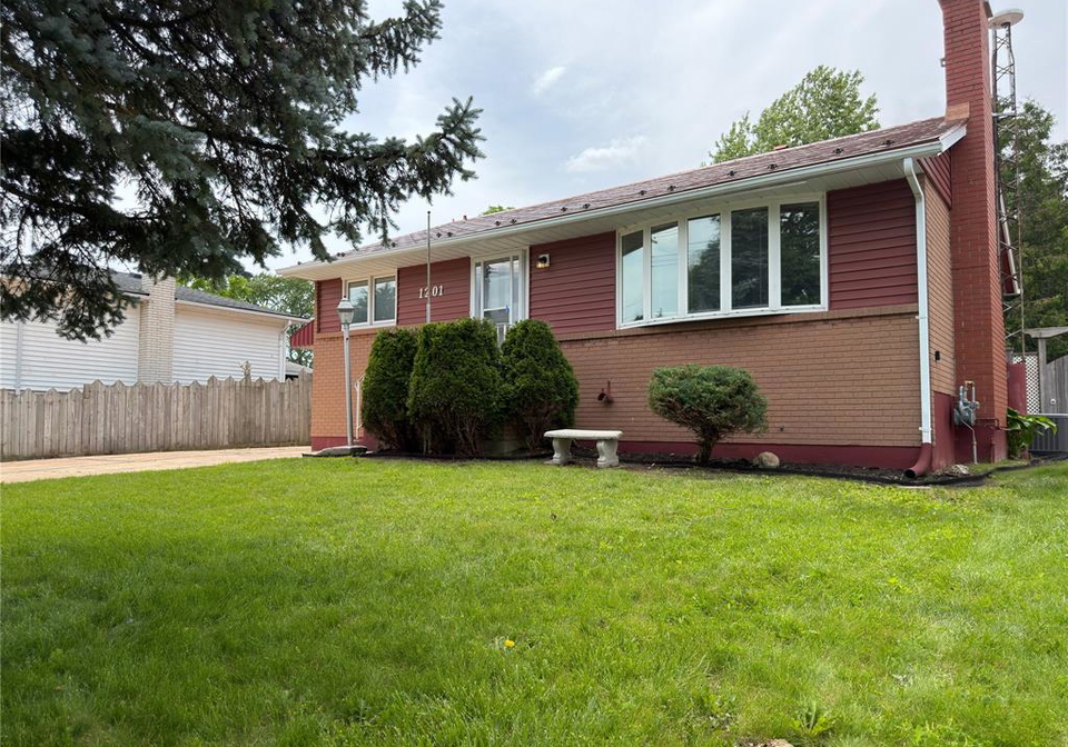 1201-giffel-road-sarnia-ontario-26016145