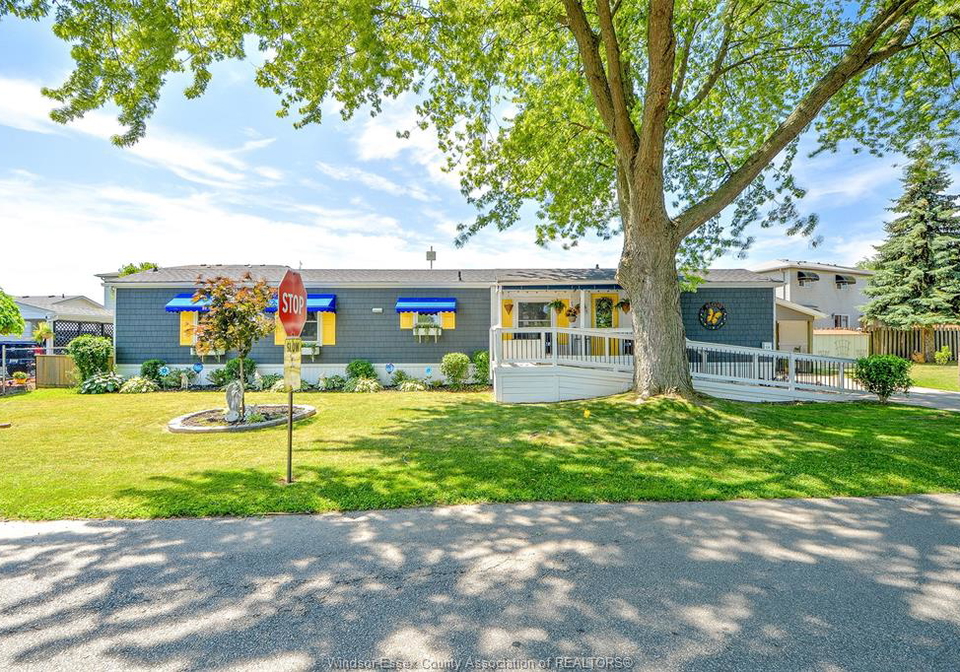 54-malden-hill-amherstburg-ontario-26016149