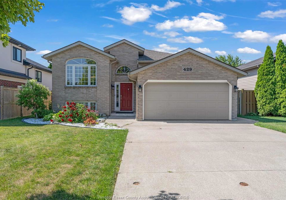 429-mclellan-avenue-amherstburg-ontario-26016155