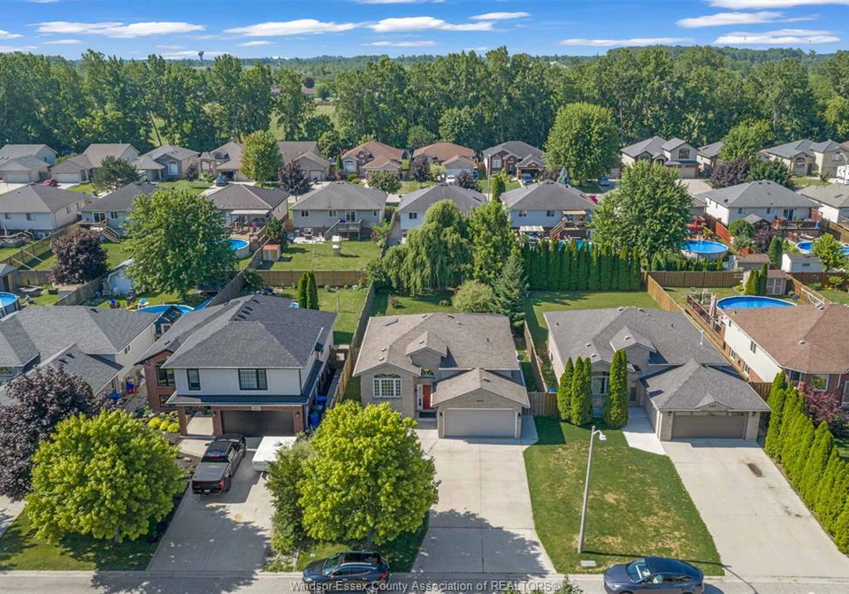 429-mclellan-avenue-amherstburg-ontario-26016155