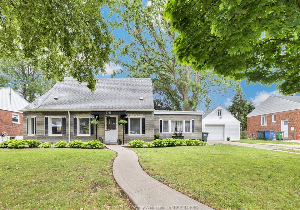 2337-parkwood-avenue-windsor-ontario-26016156