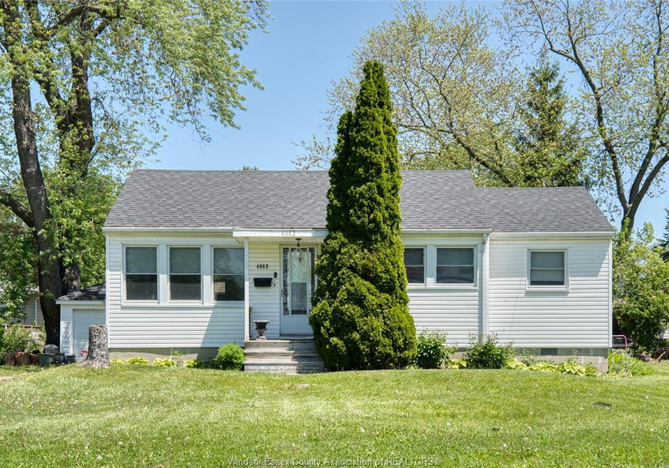 4062-roseland-drive-east-windsor-ontario-26016169
